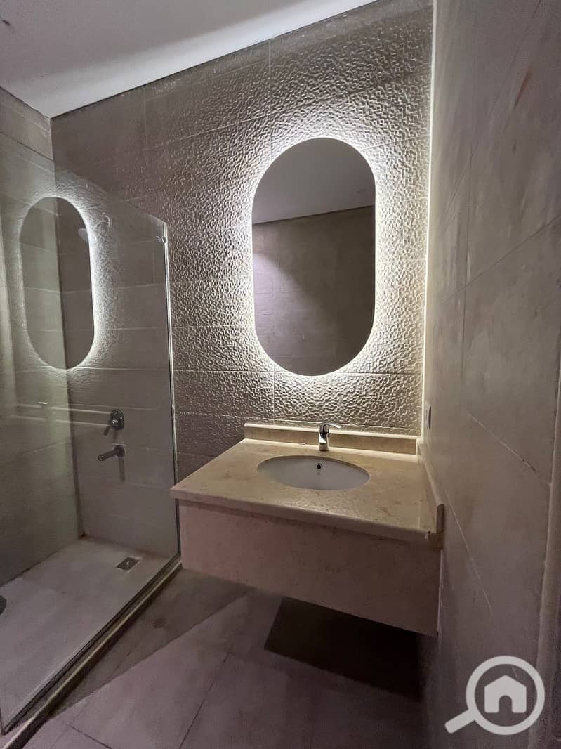 8 WhatsApp Image 2025-12-02 at 12.45. 18 PM (1). jpeg