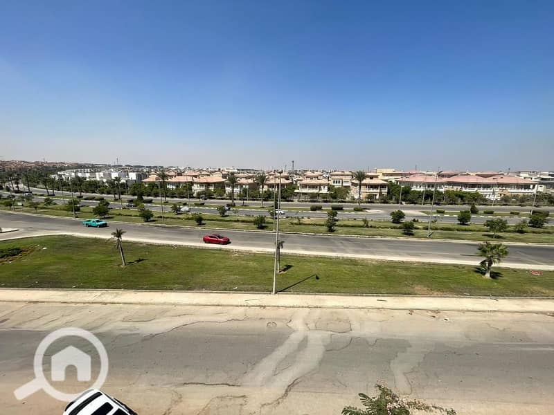 7 ecc94011-0b59-4f2f-9c99-4e3a6507ab27. jpg