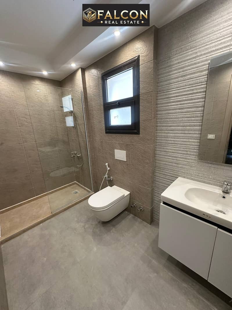 7 WhatsApp Image 2024-10-22 at 17.21. 46_c5460305. jpg