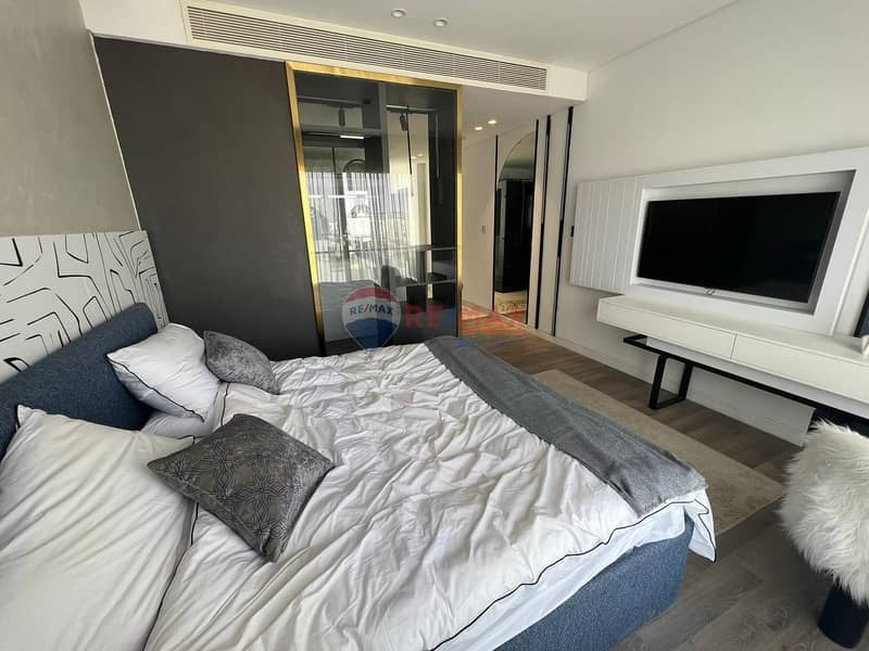 4 WhatsApp Image 2025-12-03 at 7.30. 04 PM (1). jpeg