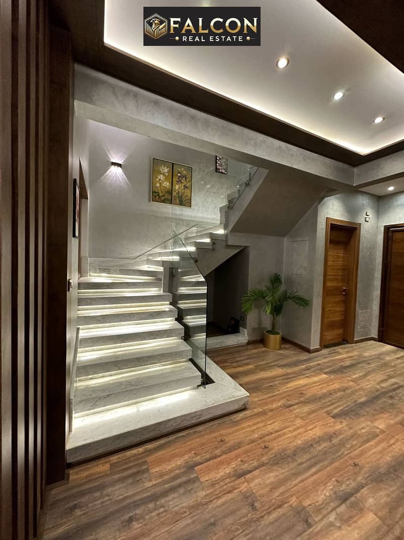 6 WhatsApp Image 2025-12-04 at 2.38. 43 PM (1). jpeg