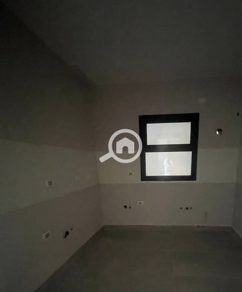 4 WhatsApp Image 2025-08-18 at 21.02. 25_313d825b. jpg