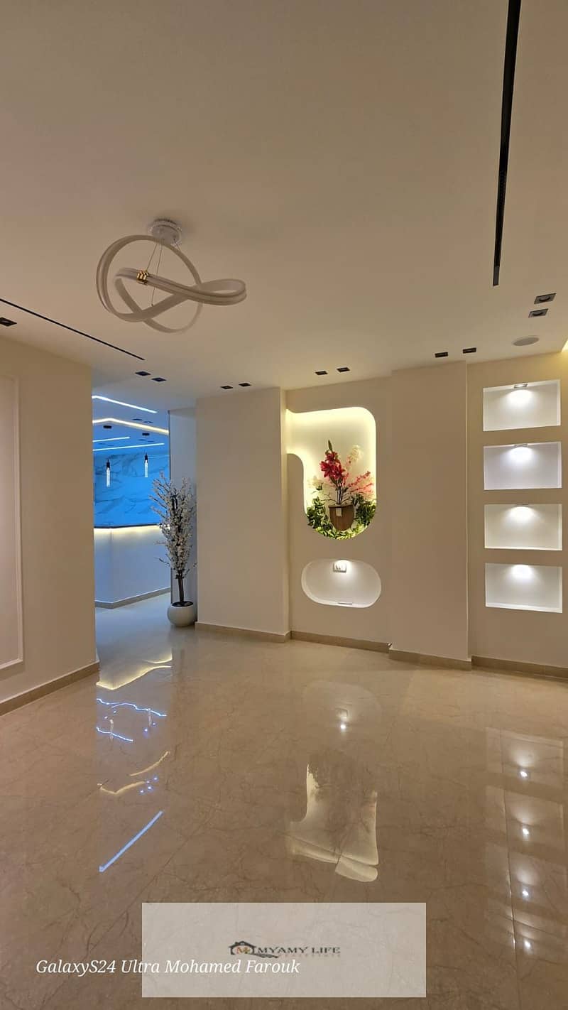 30 WhatsApp Image 2025-12-04 at 11.46. 18 AM (2). jpeg