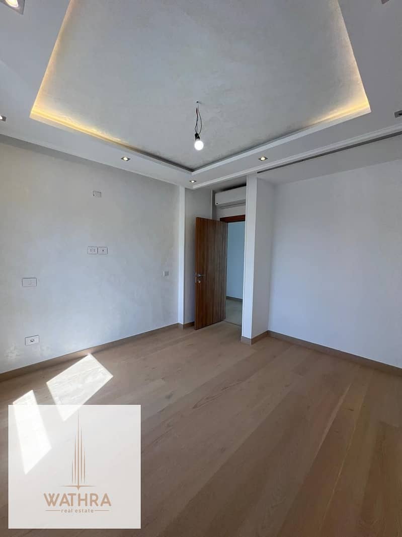 9 WhatsApp Image 2025-12-04 at 14.39. 26 (1). jpeg