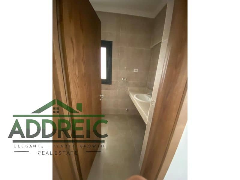 10 WhatsApp Image 2025-12-04 at 1.33. 43 PM (2). jpeg