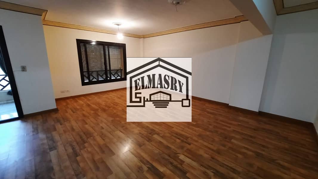 4c7145e2-7cdc-475e-b81d-e20b2ccb5923. jpg