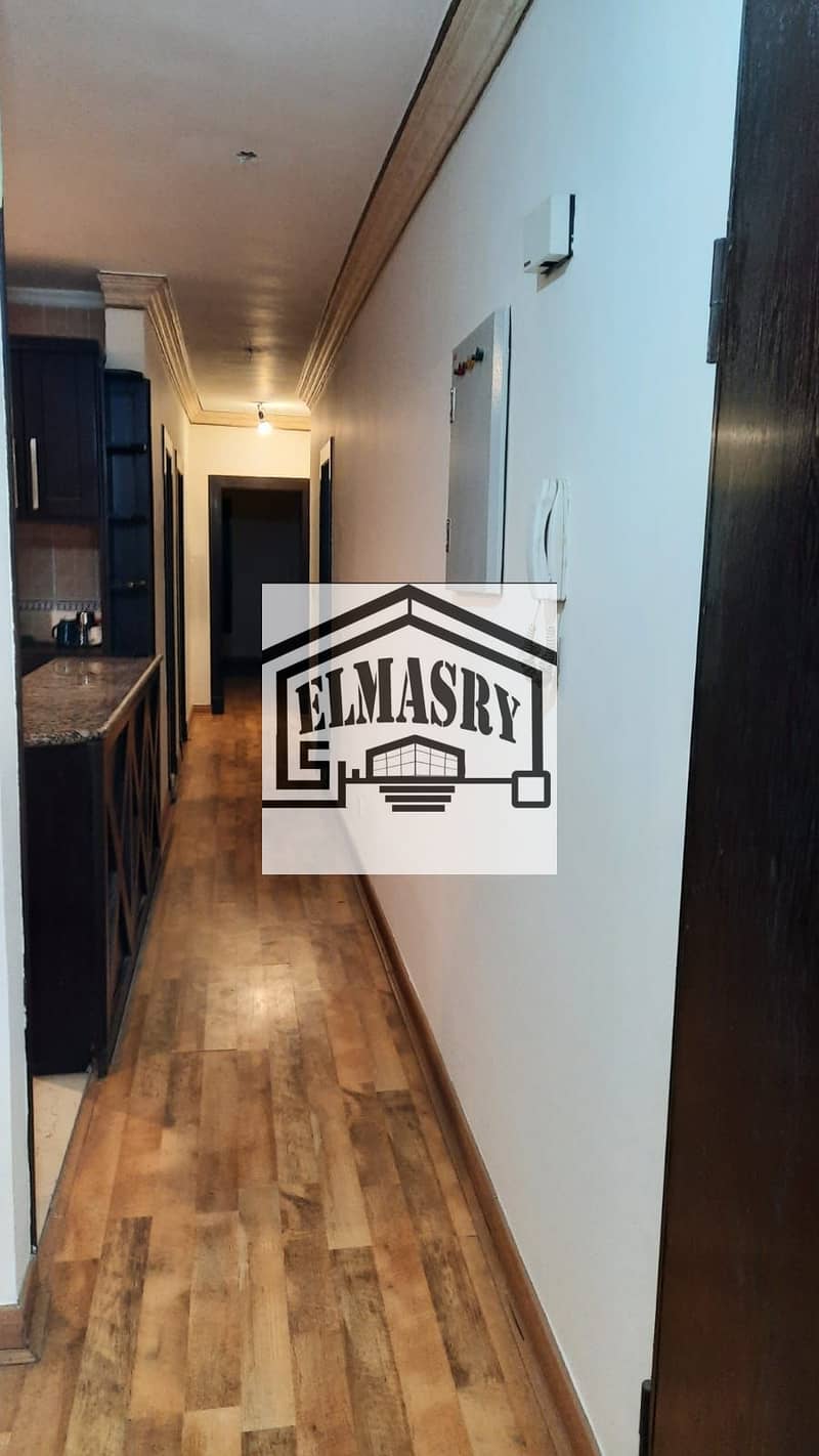 10 b63ef93e-1870-46a8-a3d3-345dd432c336. jpg