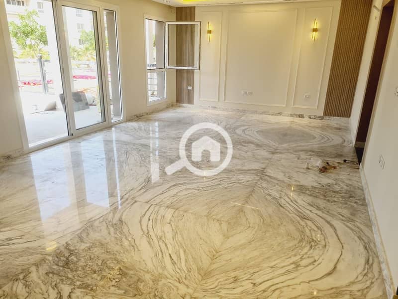 4 ec34564b-b859-4711-88d4-c7ec9b59fd1c. jpg