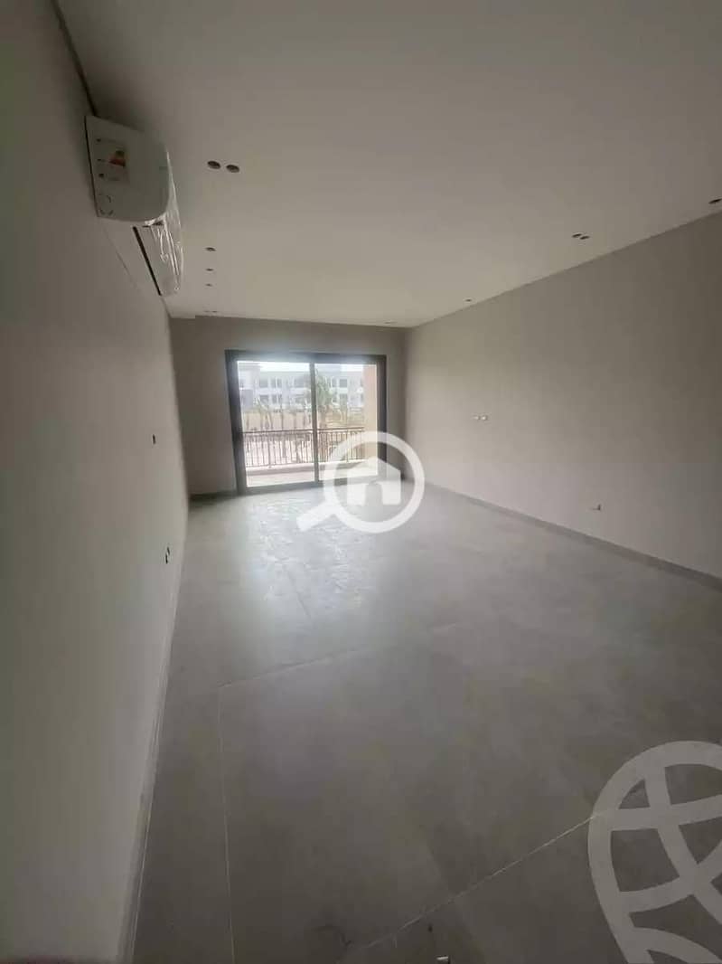 6 c0c2cad2-edf0-436c-90ac-ec40867d60bf. jpeg