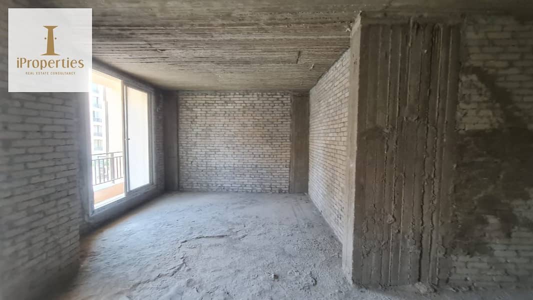 8 2bc17009-7fc5-4294-a8e6-94f3ad4b37d5. png