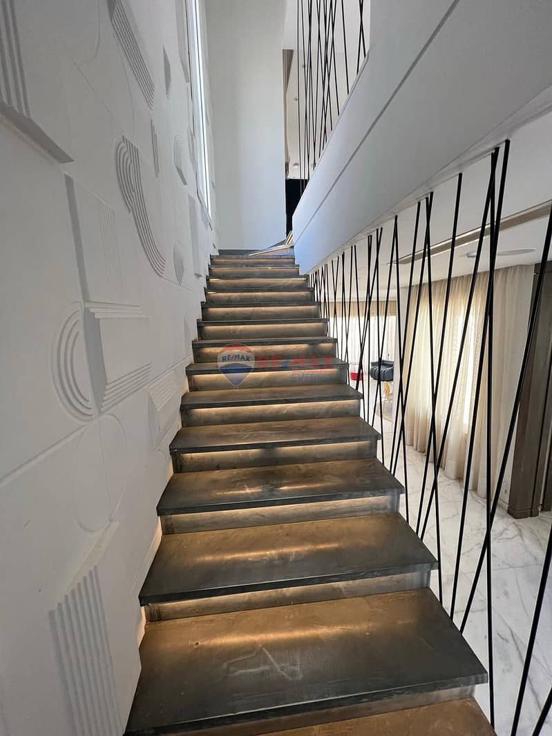 5 WhatsApp Image 2025-12-03 at 7.30. 04 PM (3). jpeg