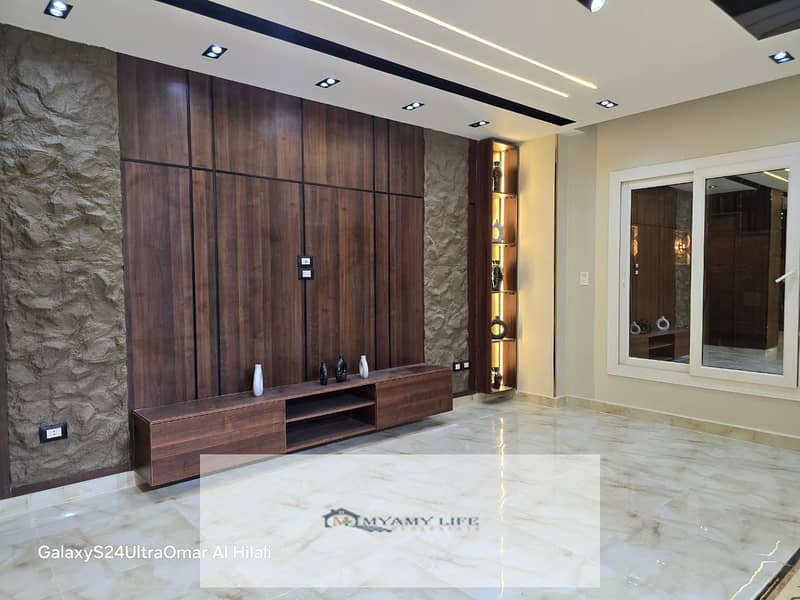 21 WhatsApp Image 2025-12-04 at 11.16. 16 AM (1). jpeg