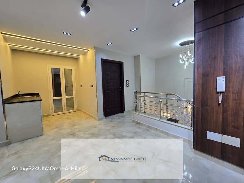 28 WhatsApp Image 2025-12-04 at 11.16. 18 AM (1). jpeg