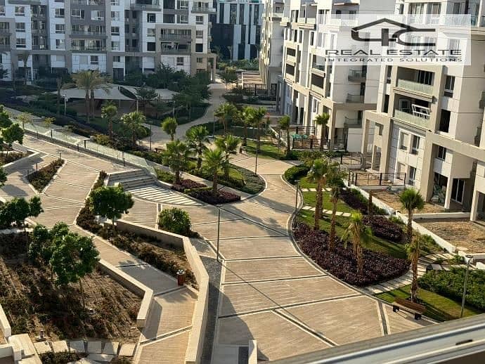 4 WhatsApp Image 2024-12-03 at 9.15. 33 PM (1). jpg