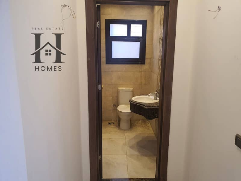 29 WhatsApp Image 2025-12-03 at 4.06. 13 PM. jpeg