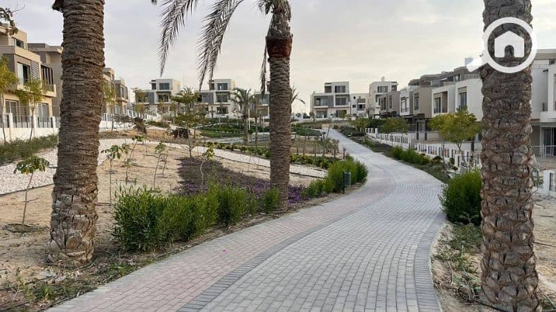 6 18191f3f-adf0-4162-b630-1bbde205a49a. jpg