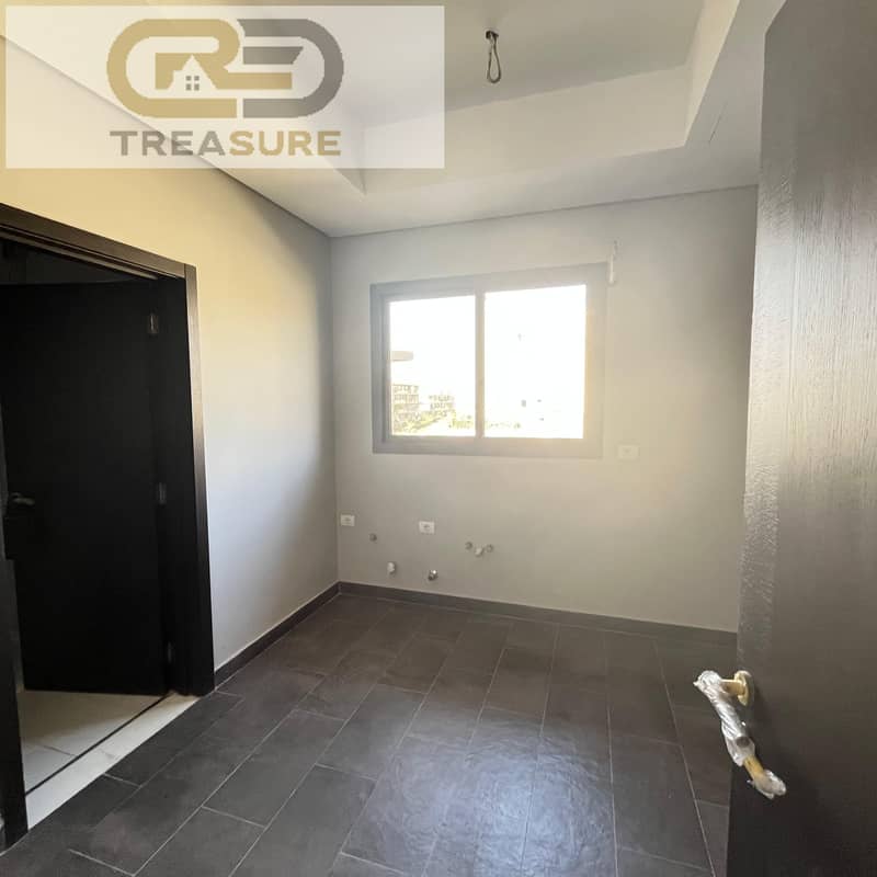 17 WhatsApp Image 2025-12-04 at 12.51. 33 PM. jpeg