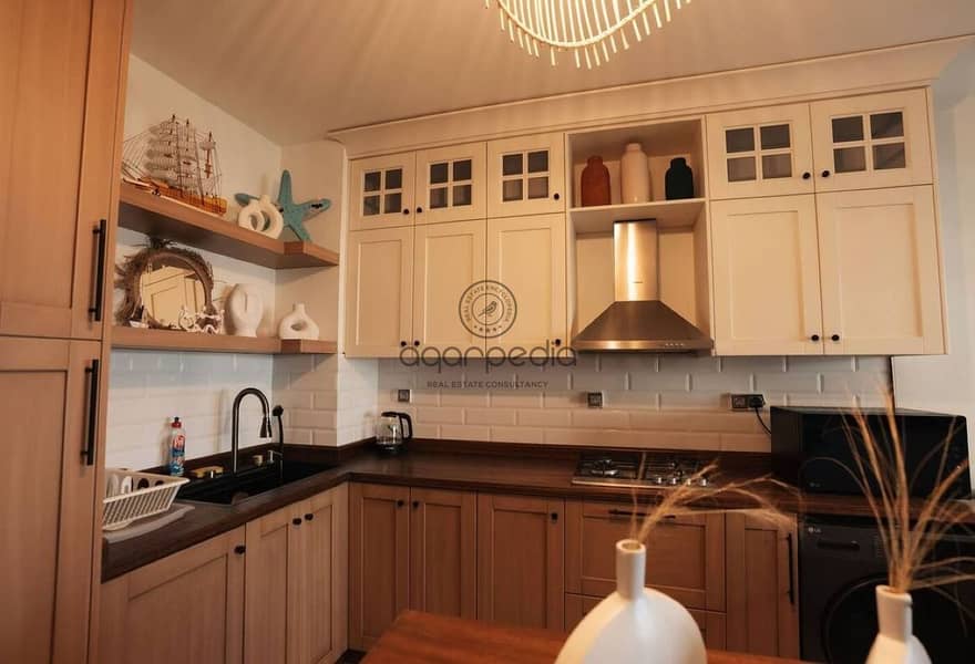 8 a17c98e6-cc7c-41d9-9347-6cc90f834d13. jpg