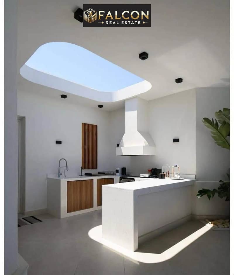 4 c2aa7fcc-e0d2-4b69-bf0a-bd53b1d245df. jpg