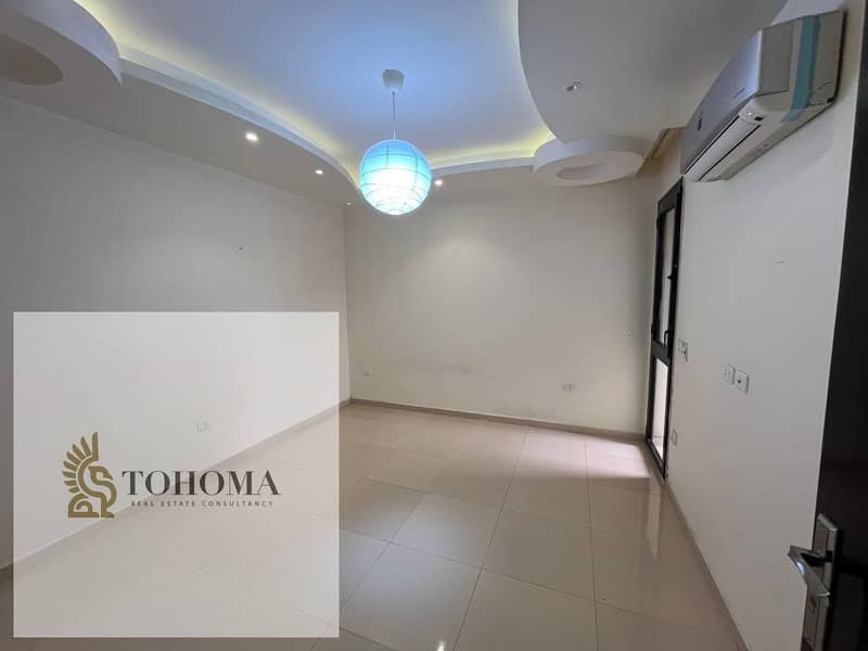 12 e136f0b3-9919-4bc2-a176-1c1cf8726802. jpg