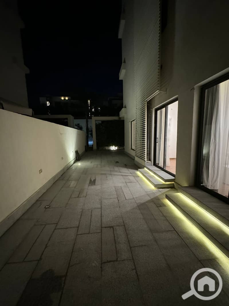 9 WhatsApp Image 2025-12-04 at 1.37. 29 PM (1). jpeg