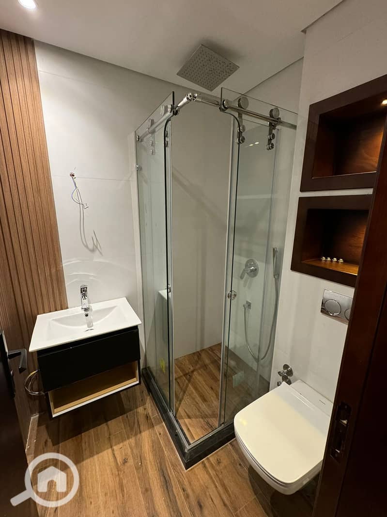 12 WhatsApp Image 2025-12-04 at 1.37. 31 PM (1). jpeg