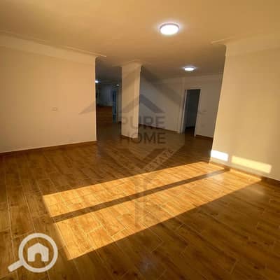 فلیٹ 2 غرفة نوم للبيع في ميامي، الإسكندرية - 1. jpg