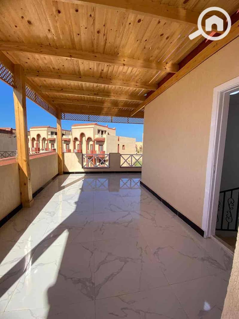 12 a8b73791-645e-4890-adfa-3a6d98d8ec9f. jpg