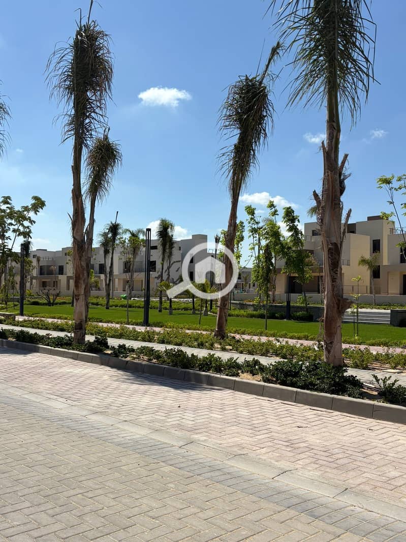 5 9970a3a3-fe1d-4c52-afe9-2c4a66fc6d48. jpg