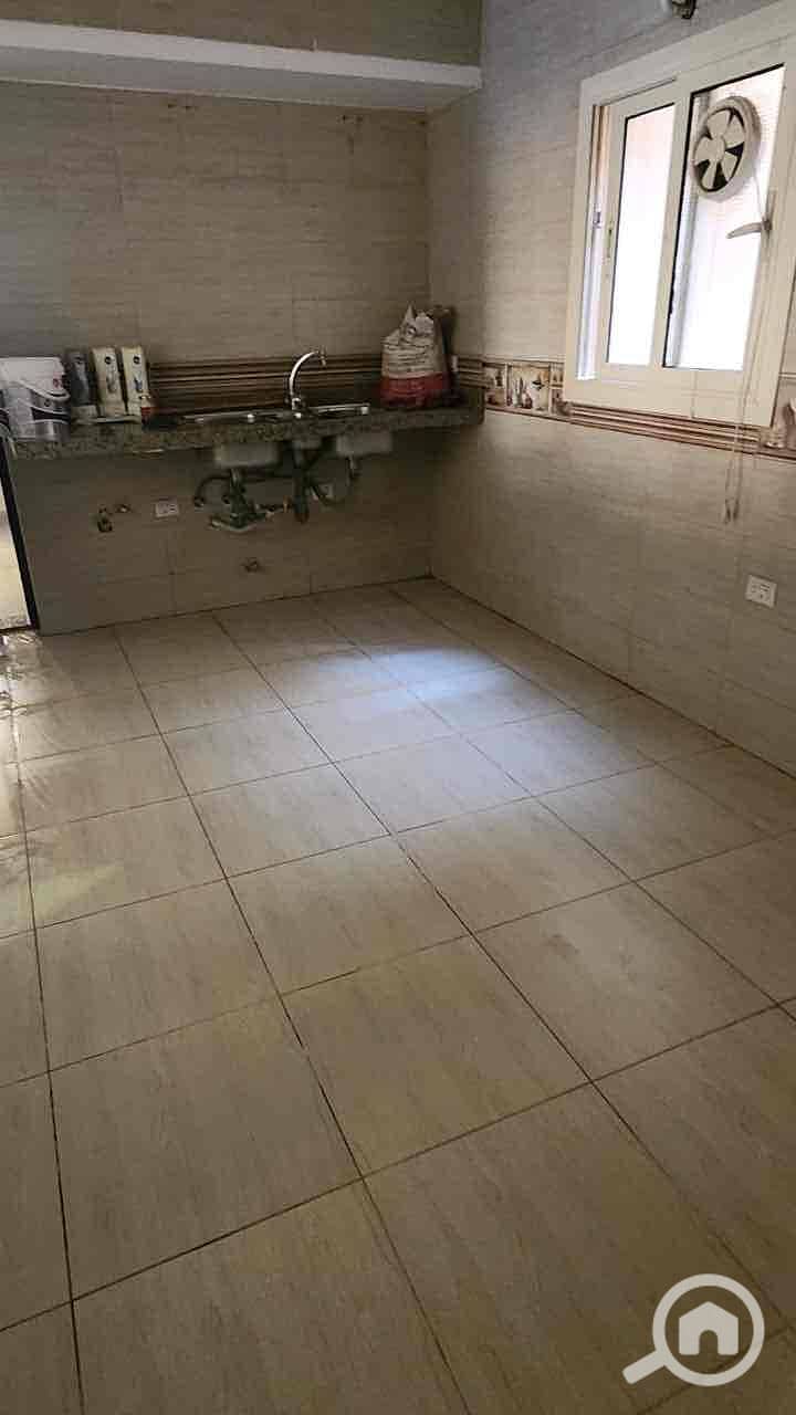 12 b1f7bb08-93a7-4d20-a4d0-bd445537ca73. jpg