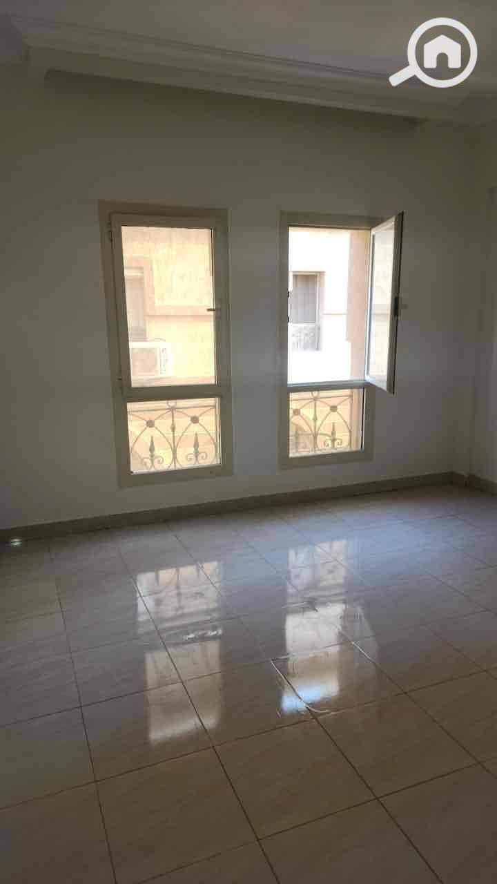 14 f275364b-7c7a-4ed0-a750-6f2ab86fd034. jpg