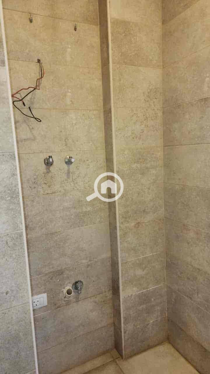 22 addfa4a8-05f8-4464-a5cf-923f7ce8fa34. jpg