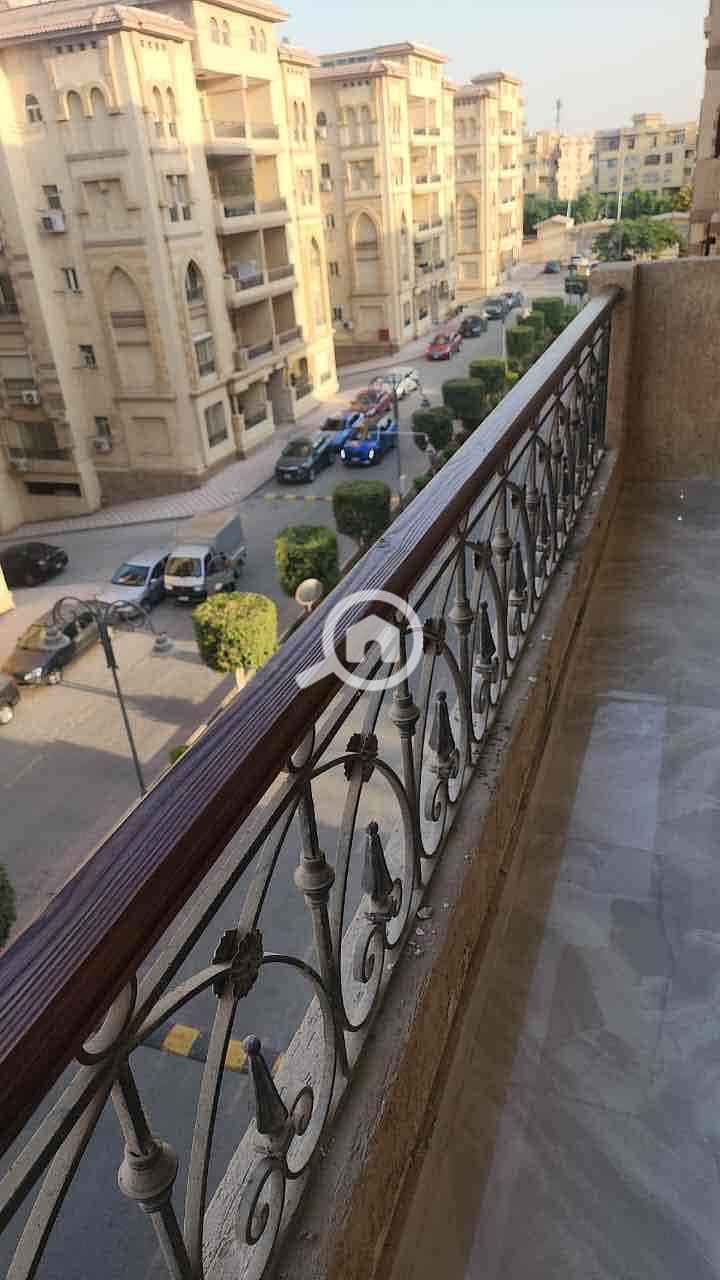 27 db46fe6d-5563-4275-a6da-3bc4165dd83a. jpg