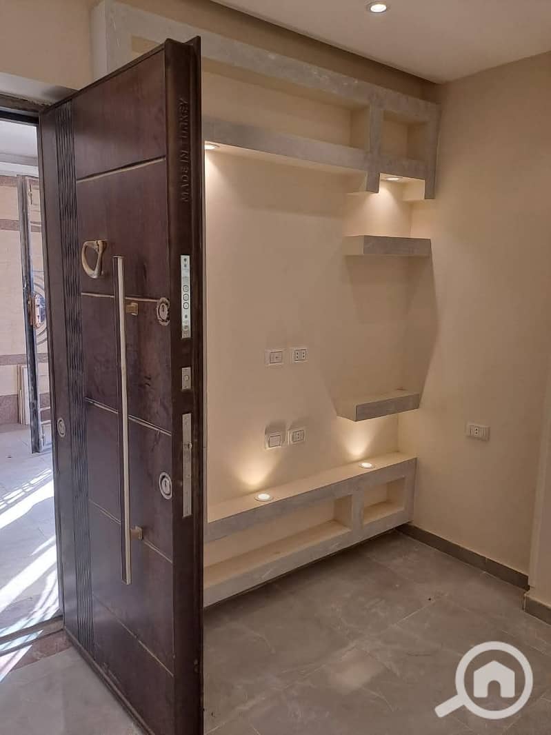 6 76b79801-2b36-425f-a595-bb35079d7e9b. jpg