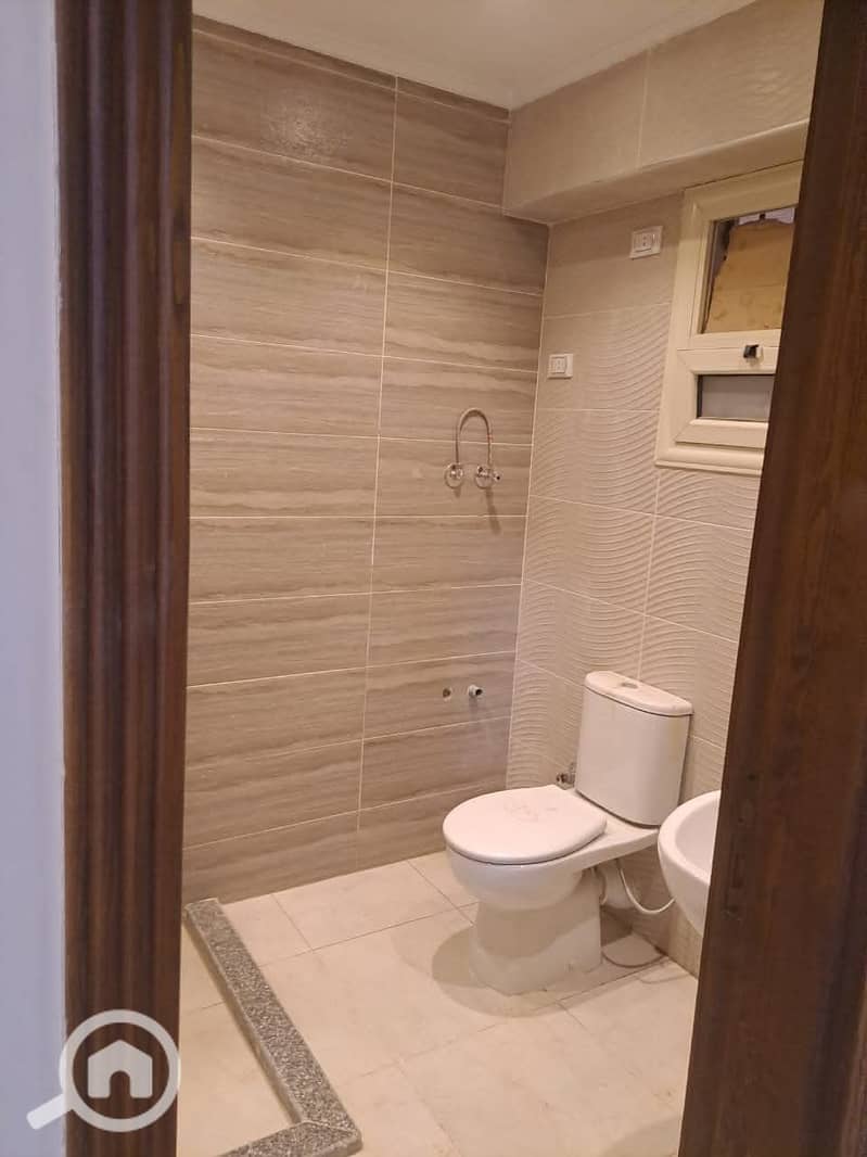 12 ddd3efa8-1240-48ac-b141-f36c09c0f880. jpg