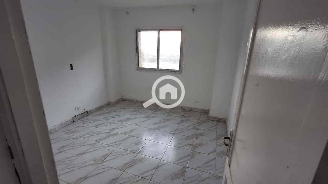 4 229953e1-05f0-4ab7-925b-0f0c064da84f. jpg