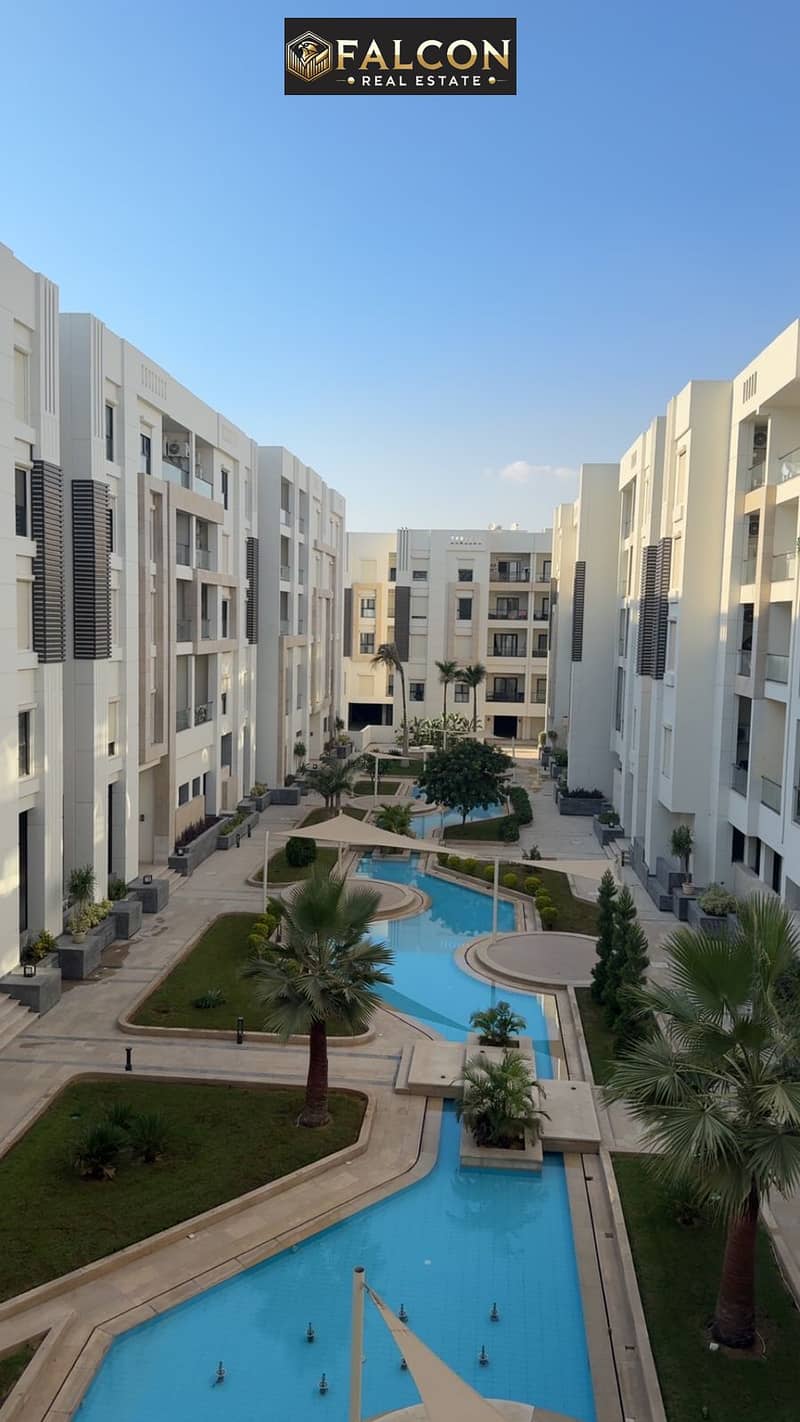 7 b98417f0-cc34-4d5e-b4ef-6a66f2a935a5. jpeg