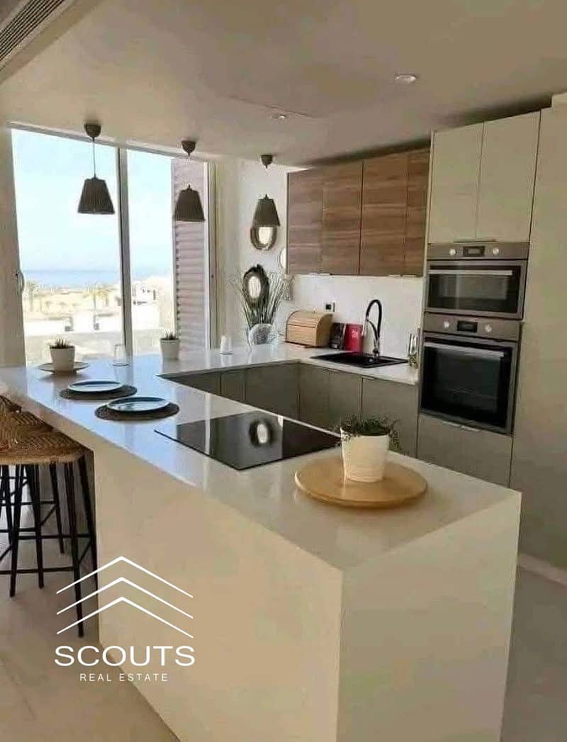 17 13031215-1507-4ca9-b8ca-56283ded16a2. jpeg