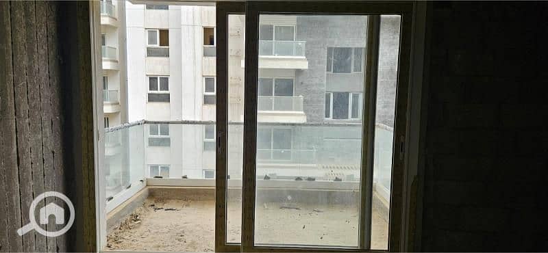 4 5f95e705-c4cd-49bc-95f7-6dbd99748d42. jfif. jpg