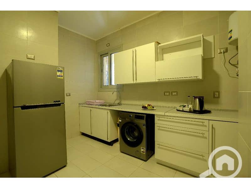 4 f5054eaa-5266-405c-b65e-6dac58467518. jpg