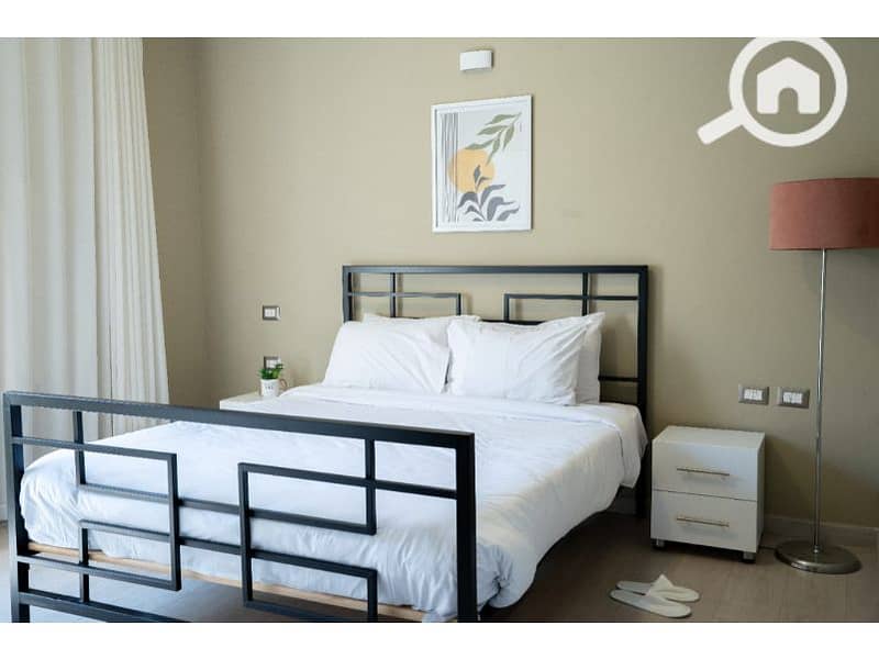 6 77bbf780-93a8-4d17-a502-9bf620191817. jpg