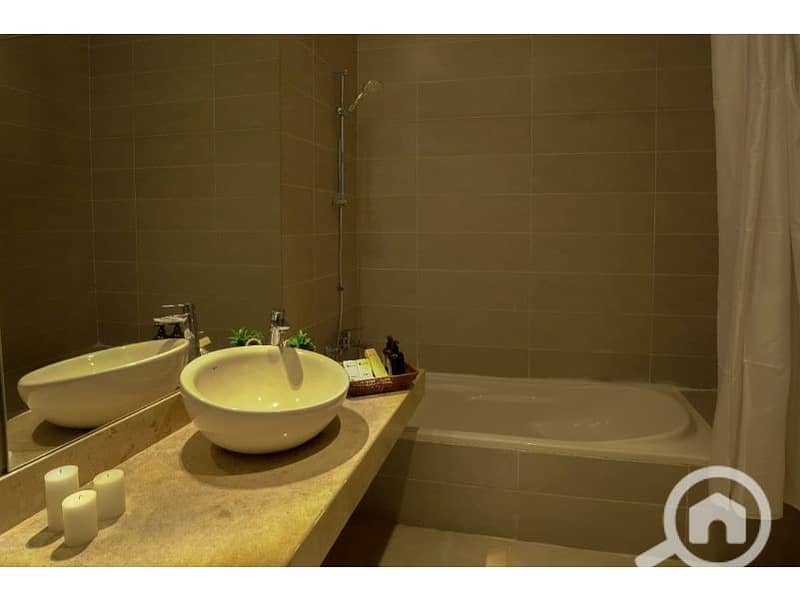 9 70218a5c-15ac-4bcc-97c4-c3c1296f0a3d. jpg