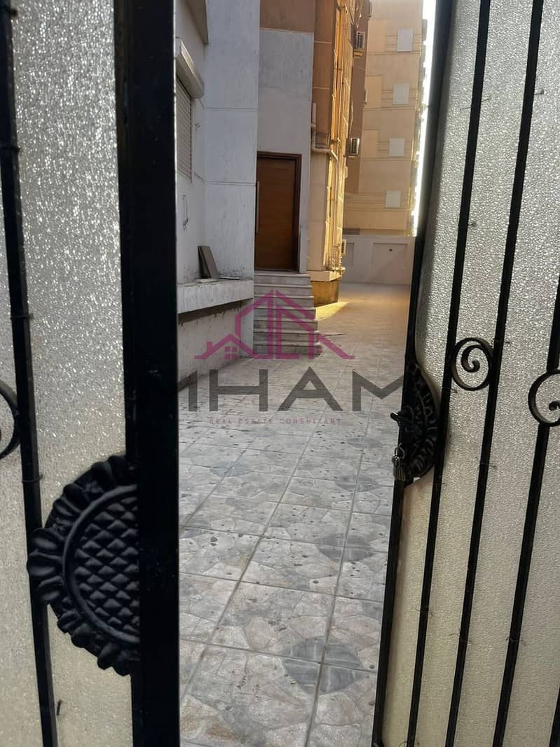 13 photo_5875226265923554224_y. jpg