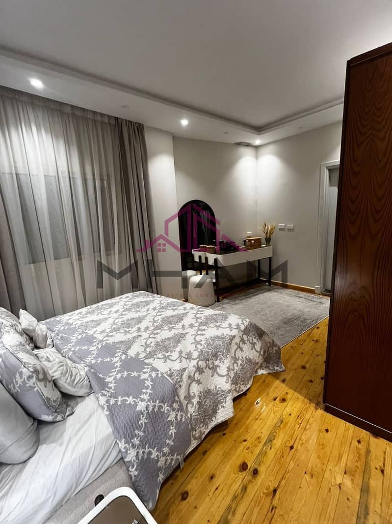 23 photo_5875226265923554235_y. jpg