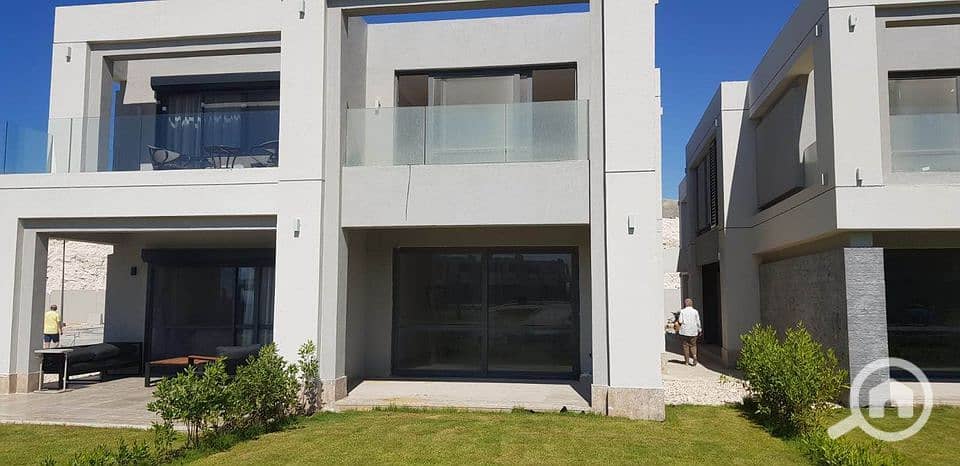 5 418946007_7761499383863562_8808713357750916338_n. jpg