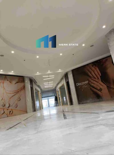 مجمع تجاري  للبيع في شيراتون، القاهرة - 1000503627. jpg