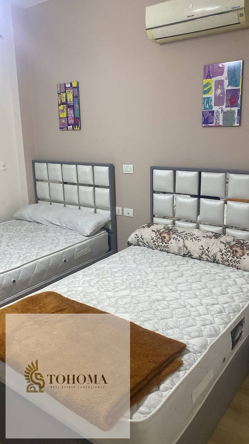 2 f1e897f0-aa2c-462f-8c46-8b6f43bf4492. jpg