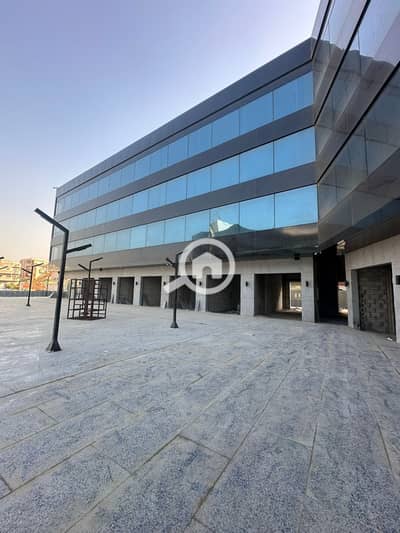 Retail for Sale in New Cairo, Cairo - مول ريو التجمع الاول (1). jpeg