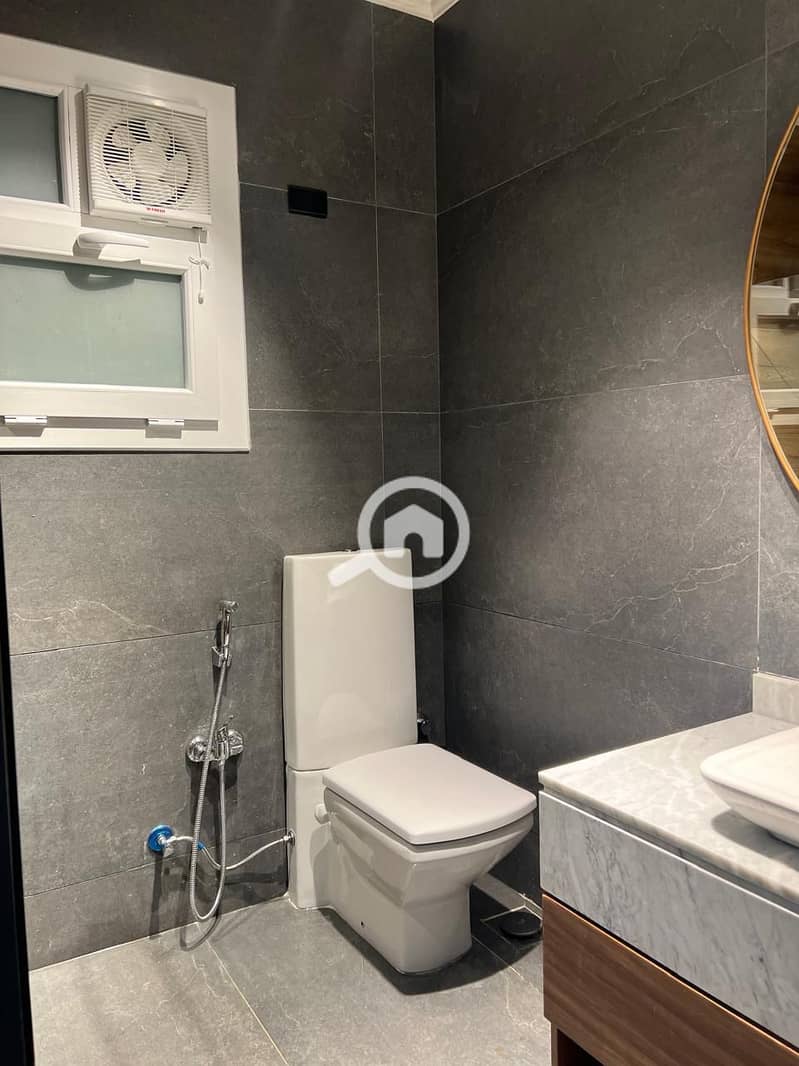 5 WhatsApp Image 2025-08-19 at 4.11. 27 PM (2). jpeg