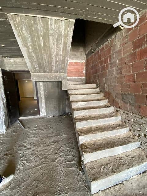 12 7dcd22bd-8021-40ef-a775-143cf88df681. jfif. jpg